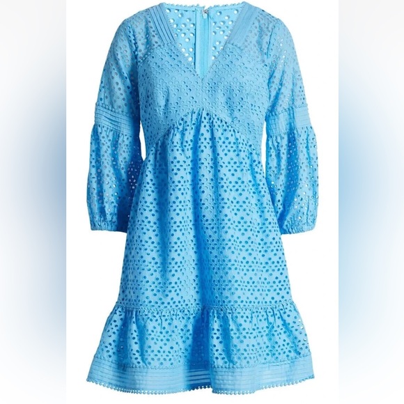 Lilly Pulitzer Dresses & Skirts - Lilly Pulitzer Lucinda dress in Zanzibar blue tideline eyelet, size 8